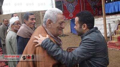 بالصور.. بدر وشاهين يدخلان مؤتمر تمرد المنوفية على أنغام 