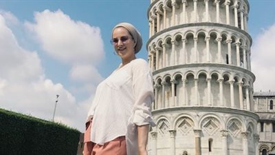 «فخورة كوني مصرية الأصل».. قصة وصول أول مسلمة للبرلمان البلجيكي.. «ياسمية» أسست جمعية خيرية لمساعدة الفقراء.. تحارب العنصرية والتشدد والاضطهاد.. ووالدها: «ابنتي محافظة على الت