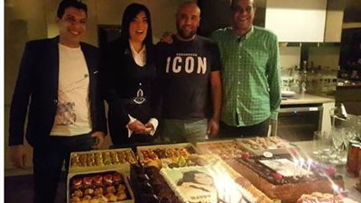 فريق عمل فيلم حورية فرغلي الجديد في عيد ميلادها (صور)