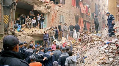 تحقيقات النيابة: نصف ساعة أنقذت سكان عقار المطرية المنهار من الموت