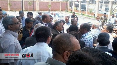 بالصور.. المعداوى يوجه اللوم لرئيس مجلس مدينة جمصة ويؤجل زيارة قنديل