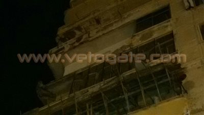 بالصور.. انهيار «بلكونة» على سيارة بالإسكندرية