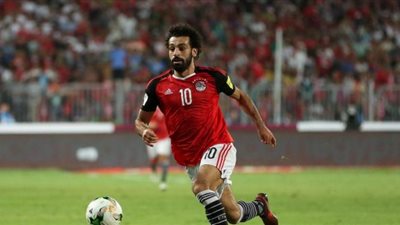 أيمن يونس: «بلاش نستفز محمد صلاح»
