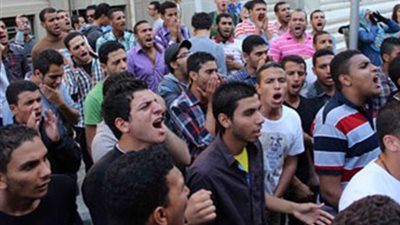 بالفيديو والصور.. تظاهرة لأوائل الدبلومات أمام «التعليم العالي» للمطالبة بدخول الكليات