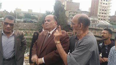 بالصور.. محافظ الدقهلية يحيل مدير عام النظافة بحي شرق للتحقيق