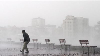 بالصور.. عاصفة تضرب فلسطين تسفر عن مقتل 2 وإصابة آخرين