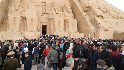 10 معلومات عن ظاهرة تعامد الشمس على رمسيس الثاني بأسوان (صور)