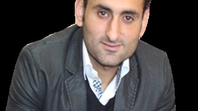 رجال الأعمال الأهلاوية يمولون ناديهم والأبيض مافيش حد واقف جنبه - أحمد سمير كابتن الزمالك لـ