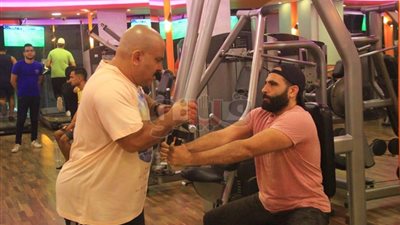 «طلع الوحش اللي جواك».. قصة أغرب طريقة للتدريب في صالات الجيم (فيديو)