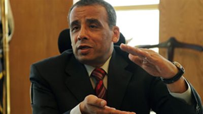 «العاملين بالطيران المدنى» يناقش زيادة أشهر نهاية الخدمة