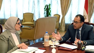 مدبولي يستعرض موقع تطوير المستشفيات النموذجية بالجمهورية