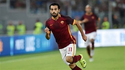 محمد صلاح يقود هجوم «روما» في موقعة «فيورنتينا»