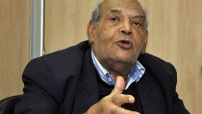 عبد الفضيل: تخفيض التصنيف الائتماني لمصر لا علاقة له بـ 