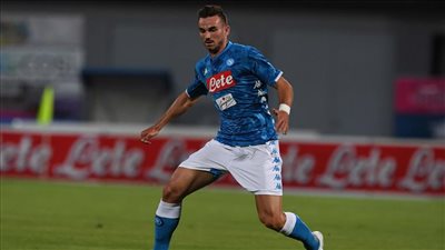 نابولي يفوز بثلاثية نظيفة على أودينيزي (فيديو)