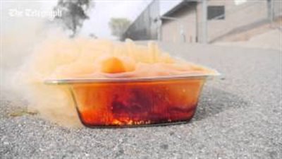 شاهد.. ماذا يحدث عند وضع مادة «البروم» على «أيفون 6»