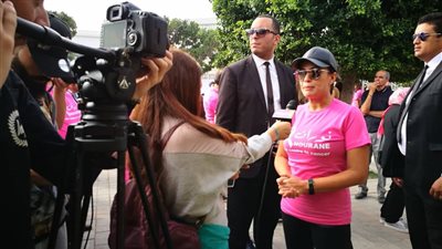 هند صبري في ماراثون للجري من أجل التوعية بسرطان الثدي