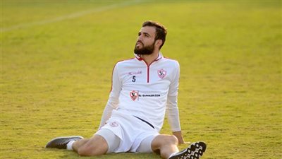 حمدي النقاز يقترب من الغياب عن مباراة الزمالك أمام الإنتاج