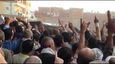 بالفيديو.. لحظة وصول جثمان شهيد «الشرقية»