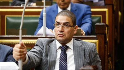 أكد أنه يهدد أمن المجتمع.. برلماني يقدم اقتراحا برغبة لمنع ارتداء النقاب