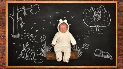 بالصور.. أفكار مجنونة لتصوير طفلك الرضيع