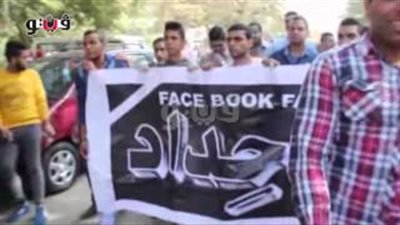 بالفيديو.. مسيرة بجامعة عين شمس للتنديد بحادث العريش