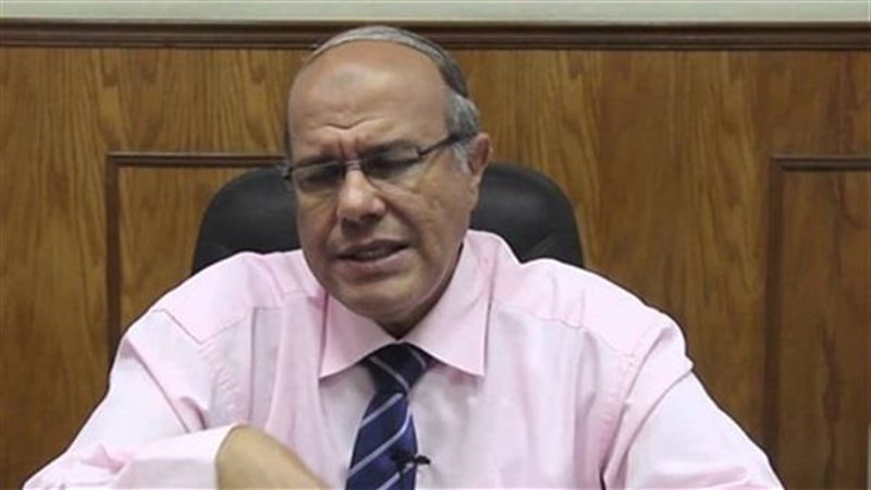 الدكتور أحمد عبد