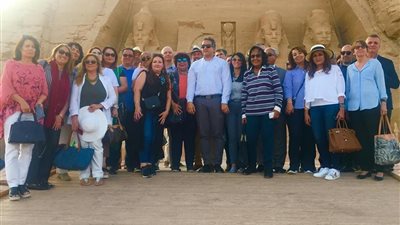 حقيبة تذكارية لحضور تعامد الشمس تخليدا لذكرى اكتشاف معبد أبو سمبل