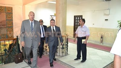 بالصور.. وزير القوى العاملة يصل الغربية لبحث أزمة عمال «غزل المحلة»