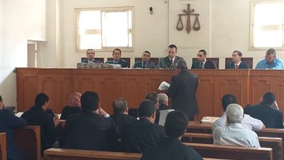 فصل معلم اغتصب طالبة وحملت منه سفاحا في الدقهلية