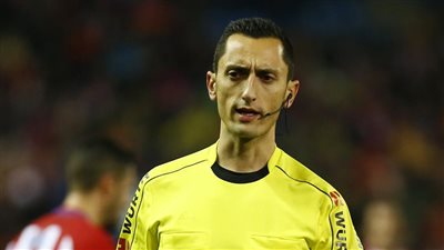 سانشيز مارتينيز حكمًا للكلاسيكو الإسباني