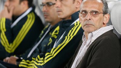 فييرا يمنح لاعبيه راحة 24 ساعة