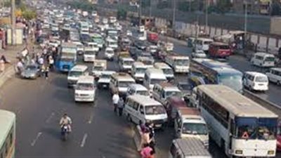 حركة المرور اليوم.. زحام بالأوتوستراد وصلاح سالم وكوبري أكتوبر.. كثافات مرورية بالدائري وجسر السويس.. إغلاق «العلمين» الصحراوي بسبب الشبورة المائية.. وحملات أمنية لضبط السائقين المتعاطي