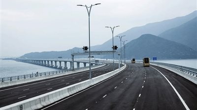 المعجزة الـ8.. جسر الصين العظيم (فيديو وصور)