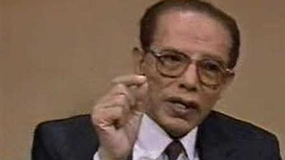 خواطر مصطفى محمود مع الفنانين: عبد الوهاب يجيد الحساب أكثر من الموسيقى