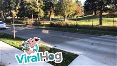 شاحنة تسرب كرات حديد صلبة في واشنطن (فيديو)