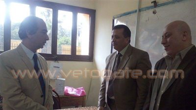 محافظ الجيزة يتفقد سير الانتخابات في لجان العمرانية