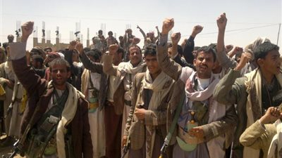 الحوثيون يصادرون أموال قيادات الإخوان باليمن