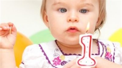 4 نصائح لتغذية طفلك من عمر عام إلى خمس سنوات