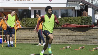 صلاح ينهي تدريباته مع ليفربول لمباراة دوري أبطال أوروبا (فيديو)