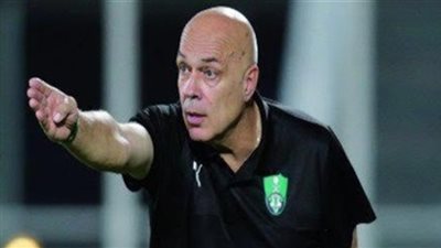جروس يستبعد 6 لاعبين من قائمة الزمالك أمام الإنتاج