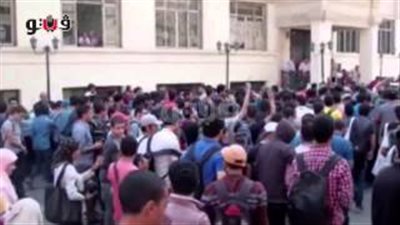 بالفيديو والصور.. طلاب 