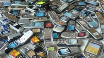 ضبط 385 محمولا صينيا 