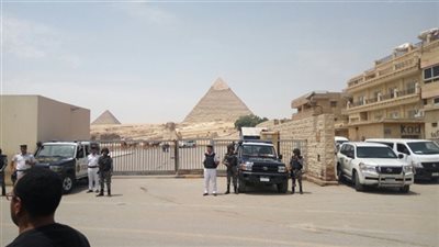 ضبط 13 بائعا بحملة بالمنطقة الأثرية بالهرم