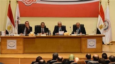 تفاصيل تقرير «العليا» عن جولة الإعادة.. تأخر فتح 14 لجنة فرعية.. ضبط مخالفات دعائية في 4 محافظات.. 14 ألف ناخب أدلوا بأصواتهم في الخارج.. الكويت الأعلى تصويتا.. وعملية الاقتراع بالإسكندرية م