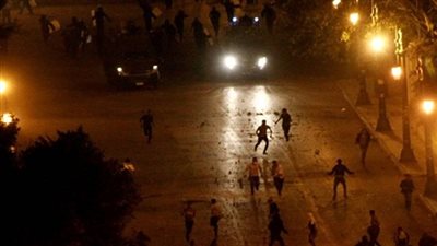 الأمن يتصدى لمسيرة 