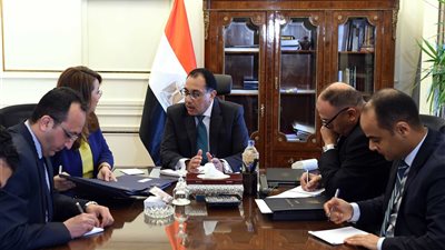 رئيس الوزراء: توطين 8 ملايين مصري بسيناء على رأس أولويات الحكومة
