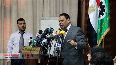 الأسوانى فى ضيافة عماد الدين أديب فى 