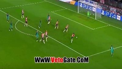 توتنهام يتعادل أمام أيندهوفن 1/1 في الشوط الأول (فيديو)