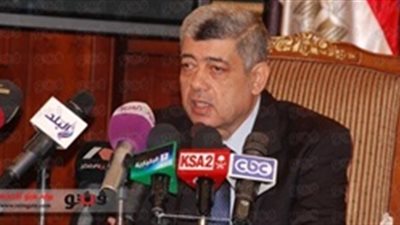 «الداخلية»: انتظام كافة الخدمات الأمنية بجميع مقار الاستفتاء