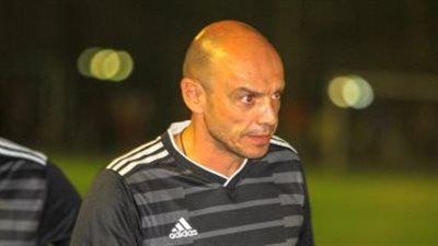 المدير الفني لـ«دجلة» يشتبك مع أحمد عادل عبد المنعم في الملعب